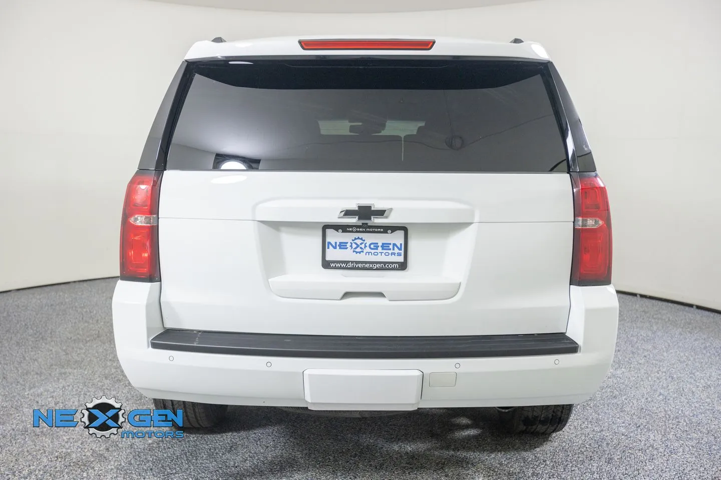 Chevrolet Tahoe photo 7