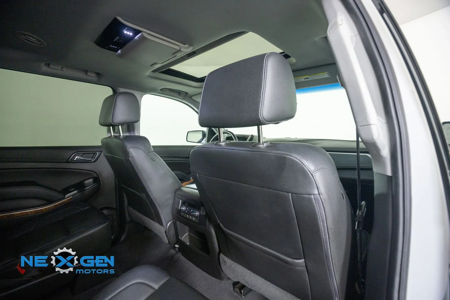Chevrolet Tahoe photo 36