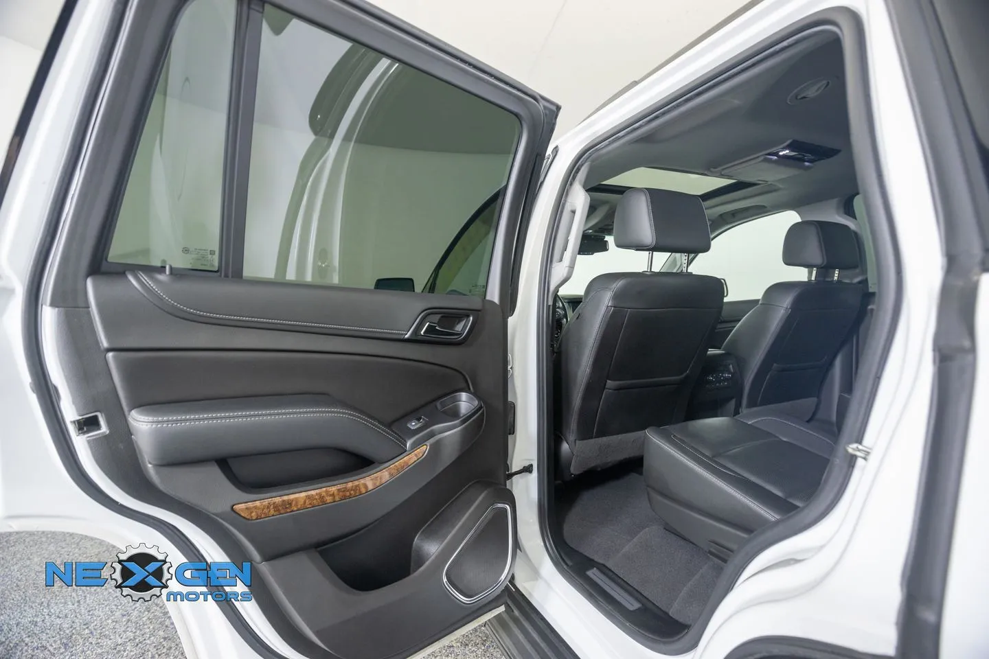 Chevrolet Tahoe photo 24