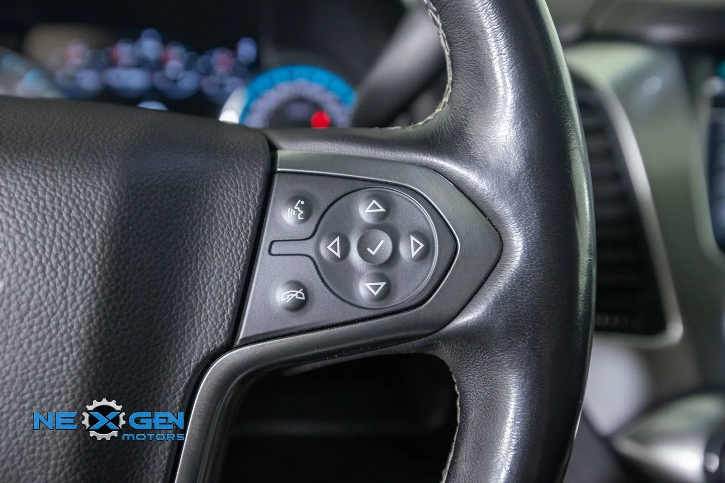 Chevrolet Tahoe photo 16