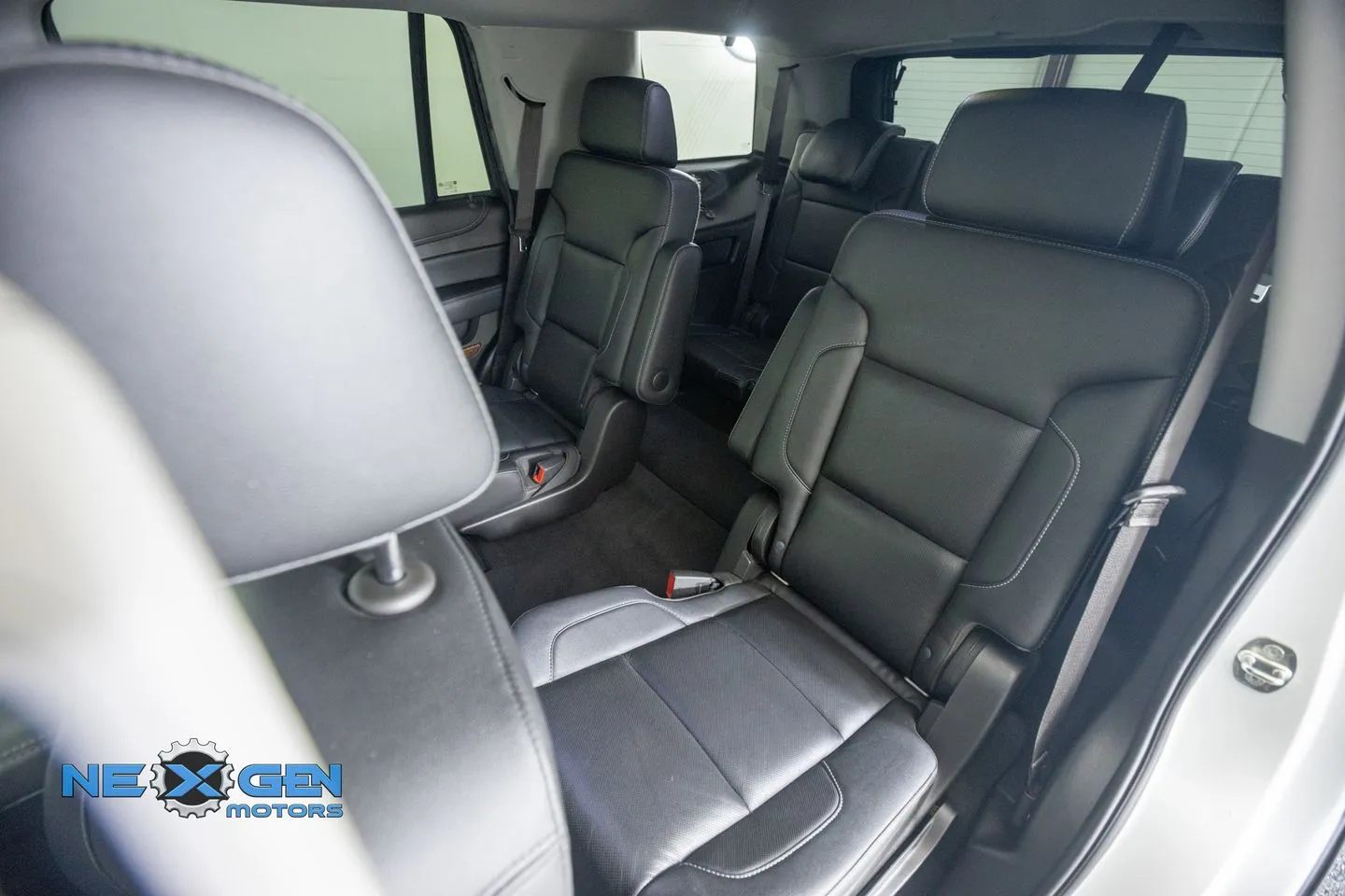 Chevrolet Tahoe photo 33