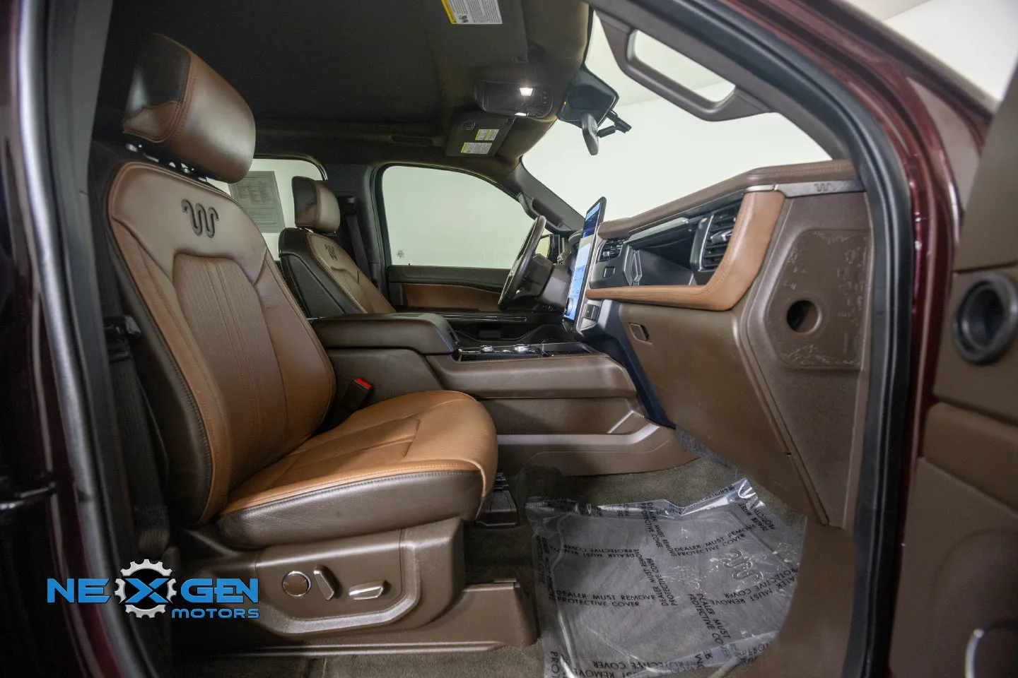 Ford Expedition photo 8