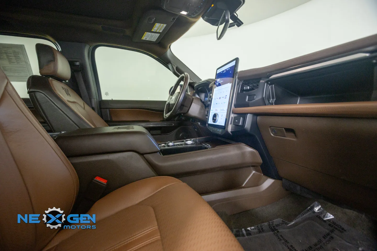 Ford Expedition photo 7