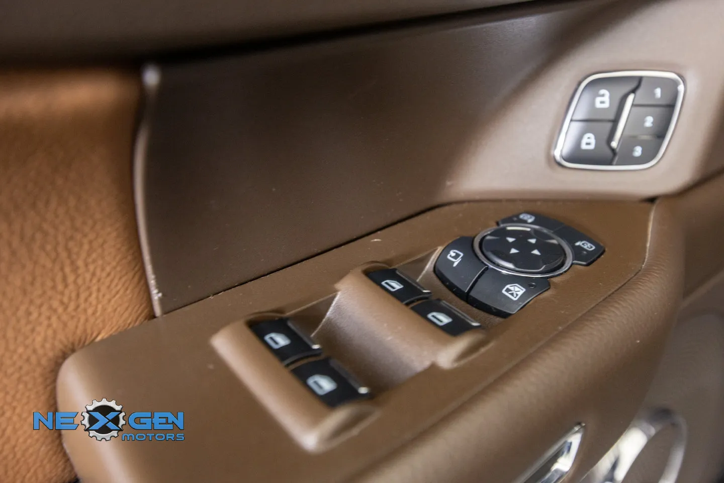 Ford Expedition photo 15