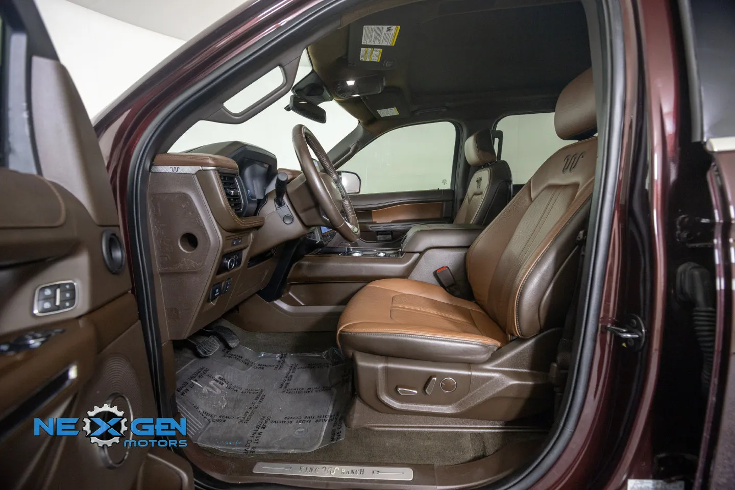 Ford Expedition photo 14