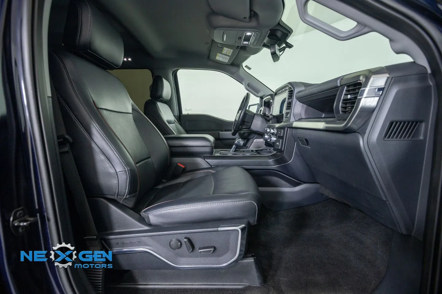 Ford F-150 photo 46