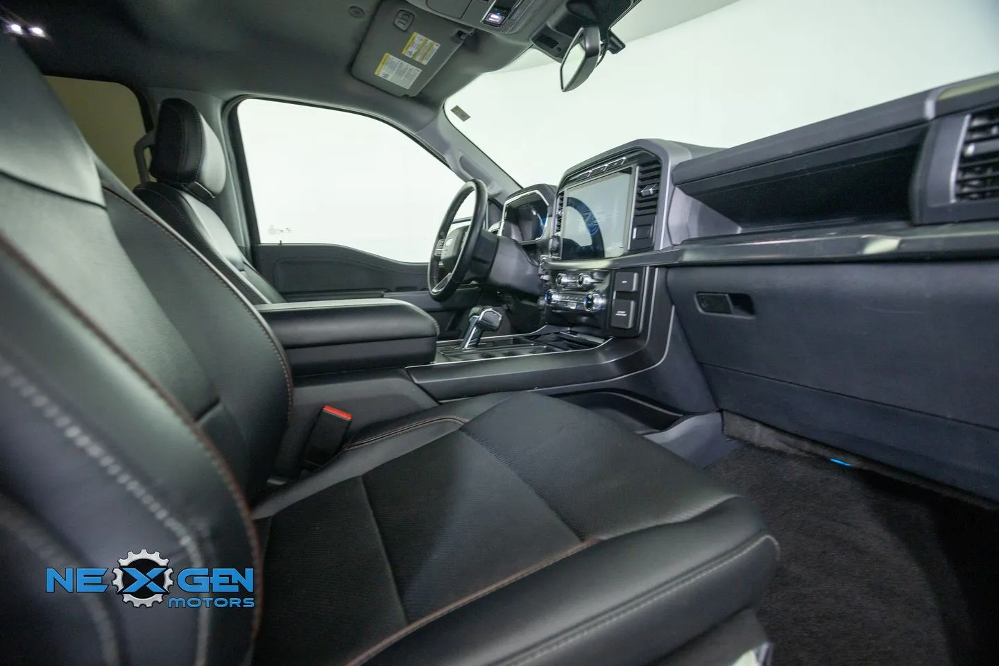 Ford F-150 photo 45