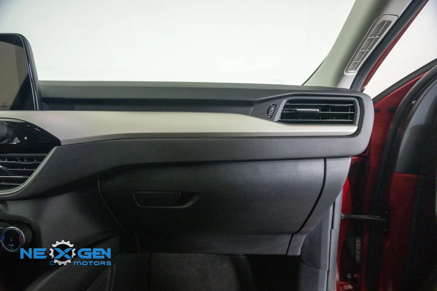 Ford Escape photo 46