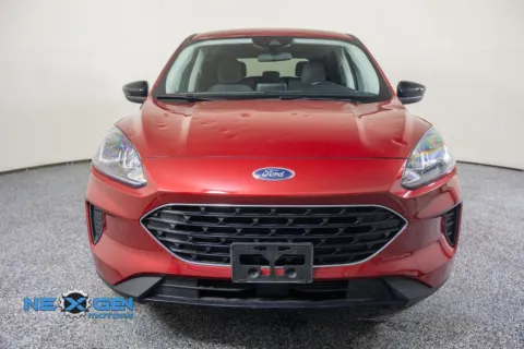 Photos of 2022 Ford Escape SE for sale in Lindon, UT at NeXgen Motors