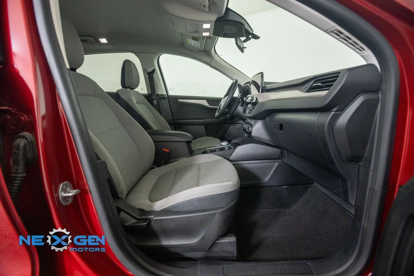 Ford Escape photo 45