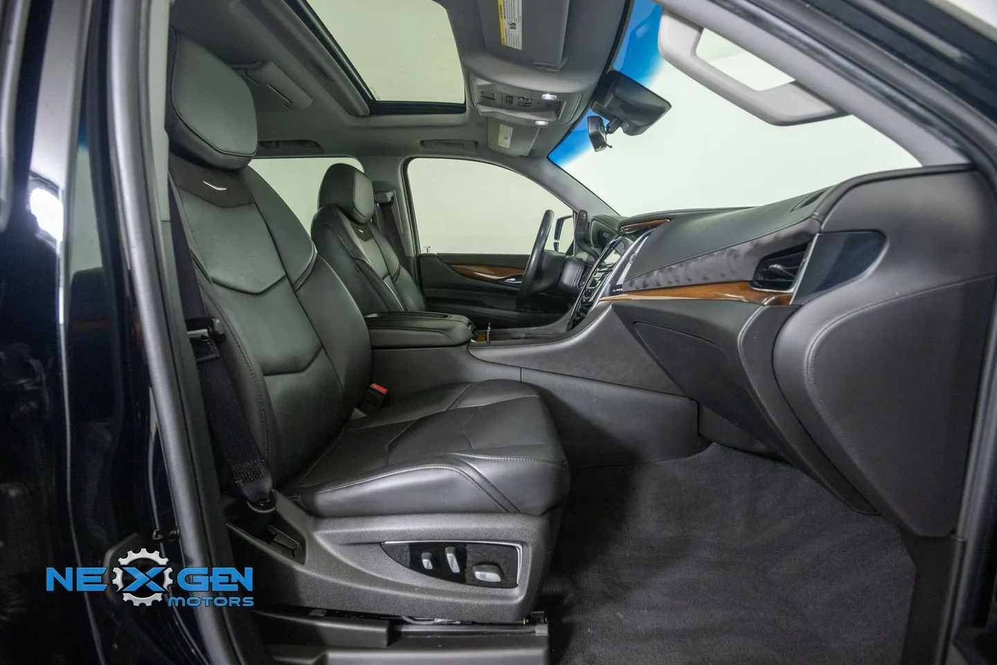 Cadillac Escalade photo 44