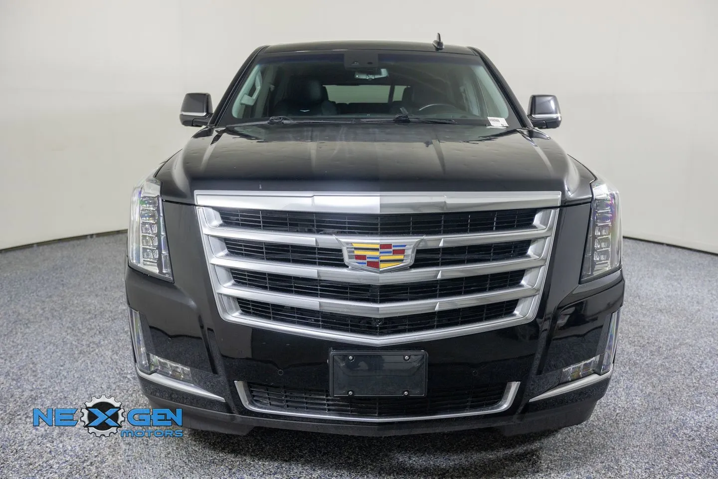 Cadillac Escalade photo 3