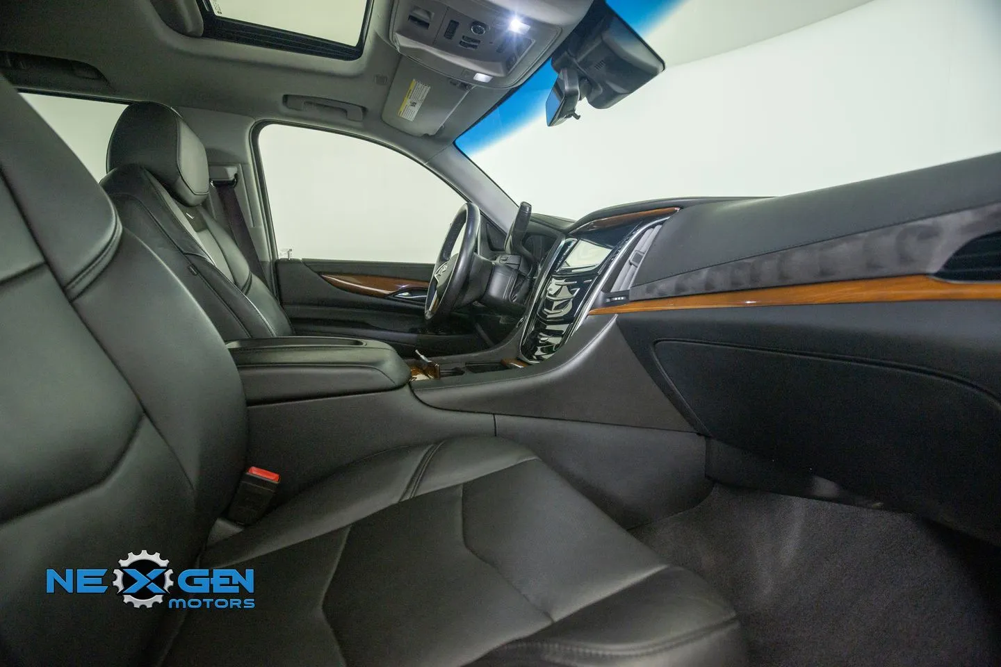 Cadillac Escalade photo 43
