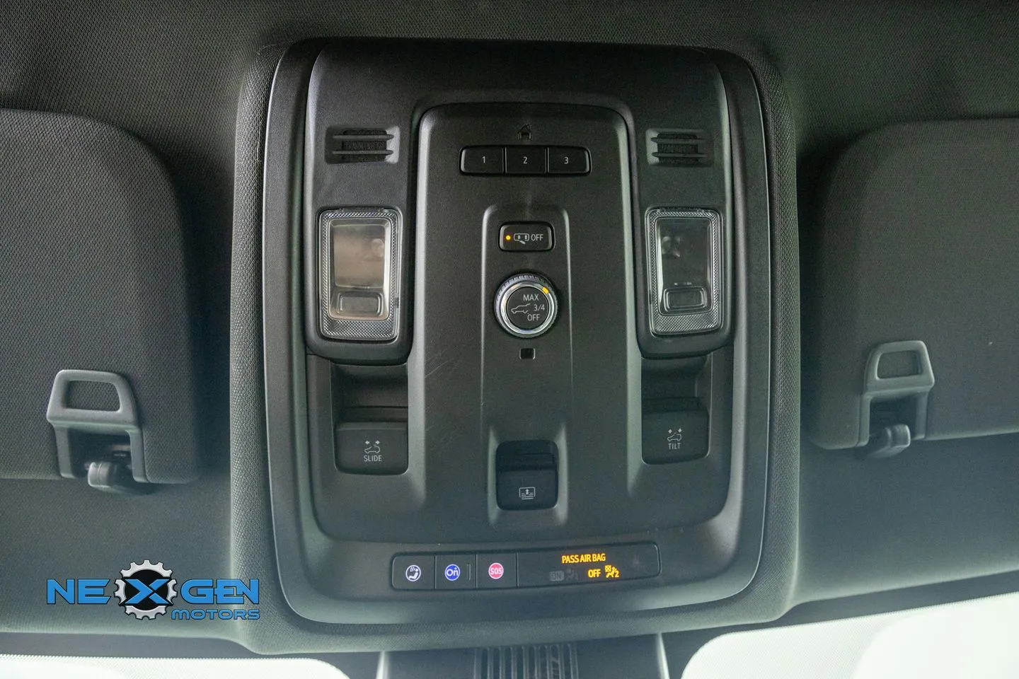 Chevrolet Tahoe photo 23