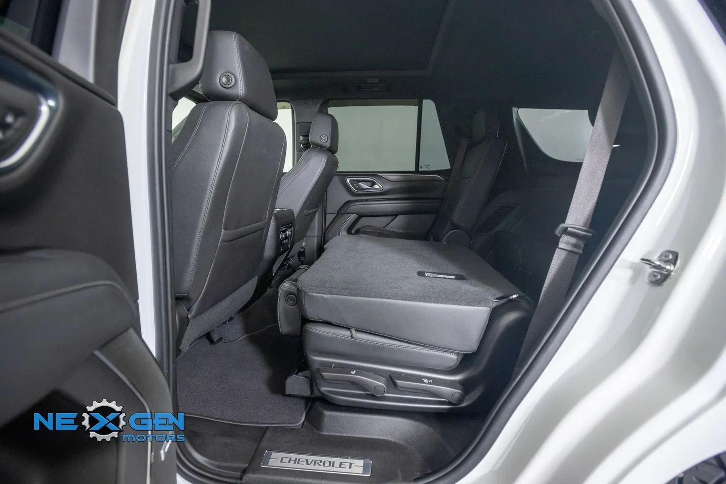 Chevrolet Tahoe photo 28
