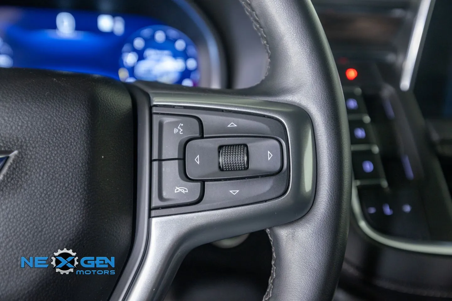 Chevrolet Tahoe photo 16