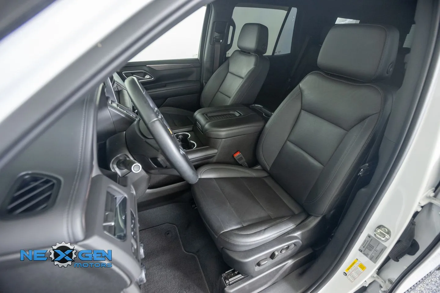 Chevrolet Tahoe photo 24