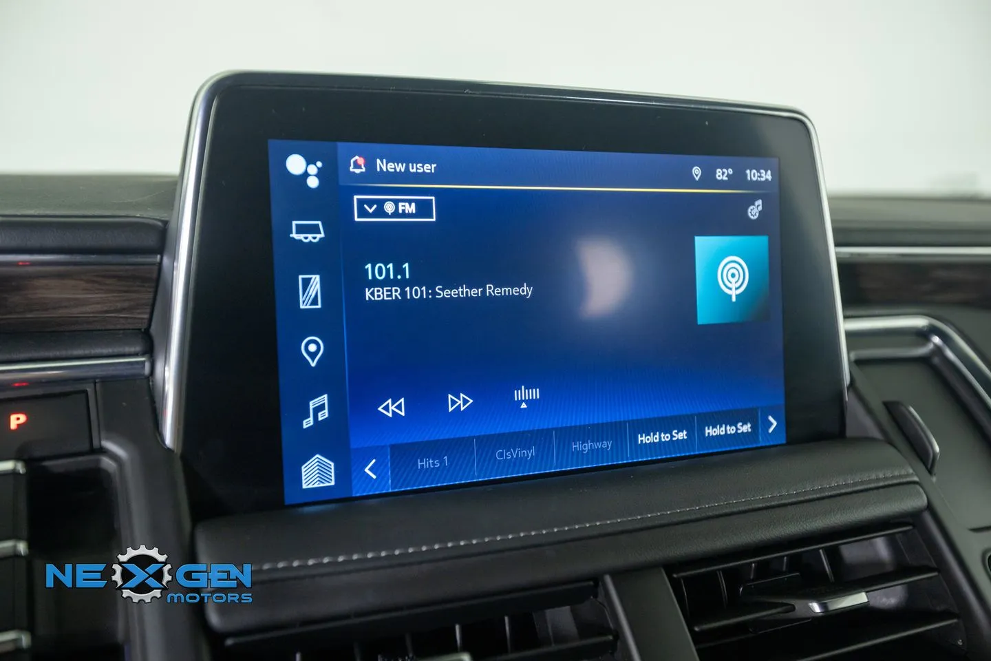 Chevrolet Tahoe photo 19