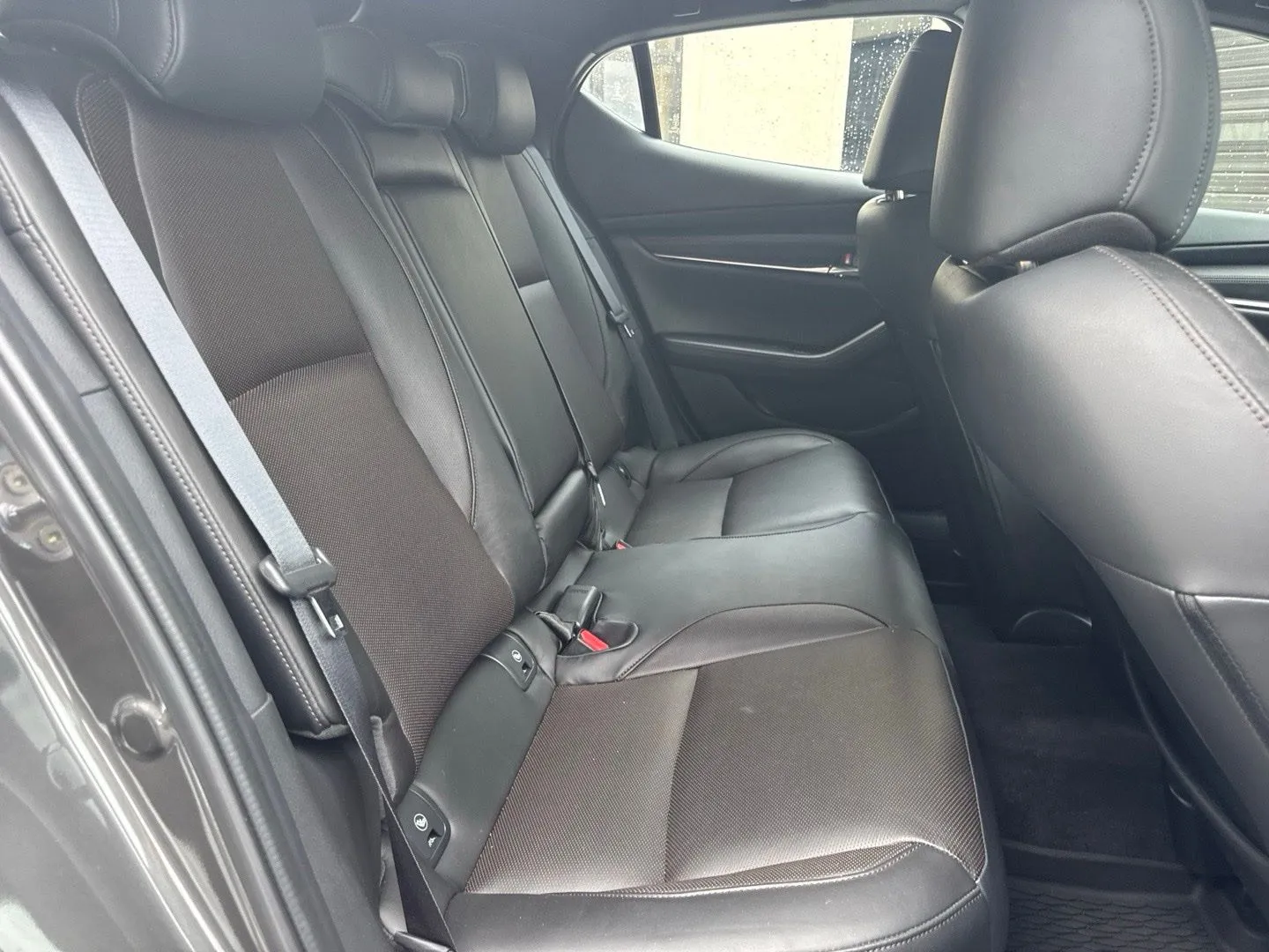 Mazda Mazda3 photo 12