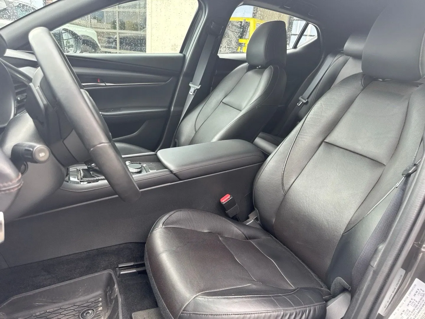 Mazda Mazda3 photo 17