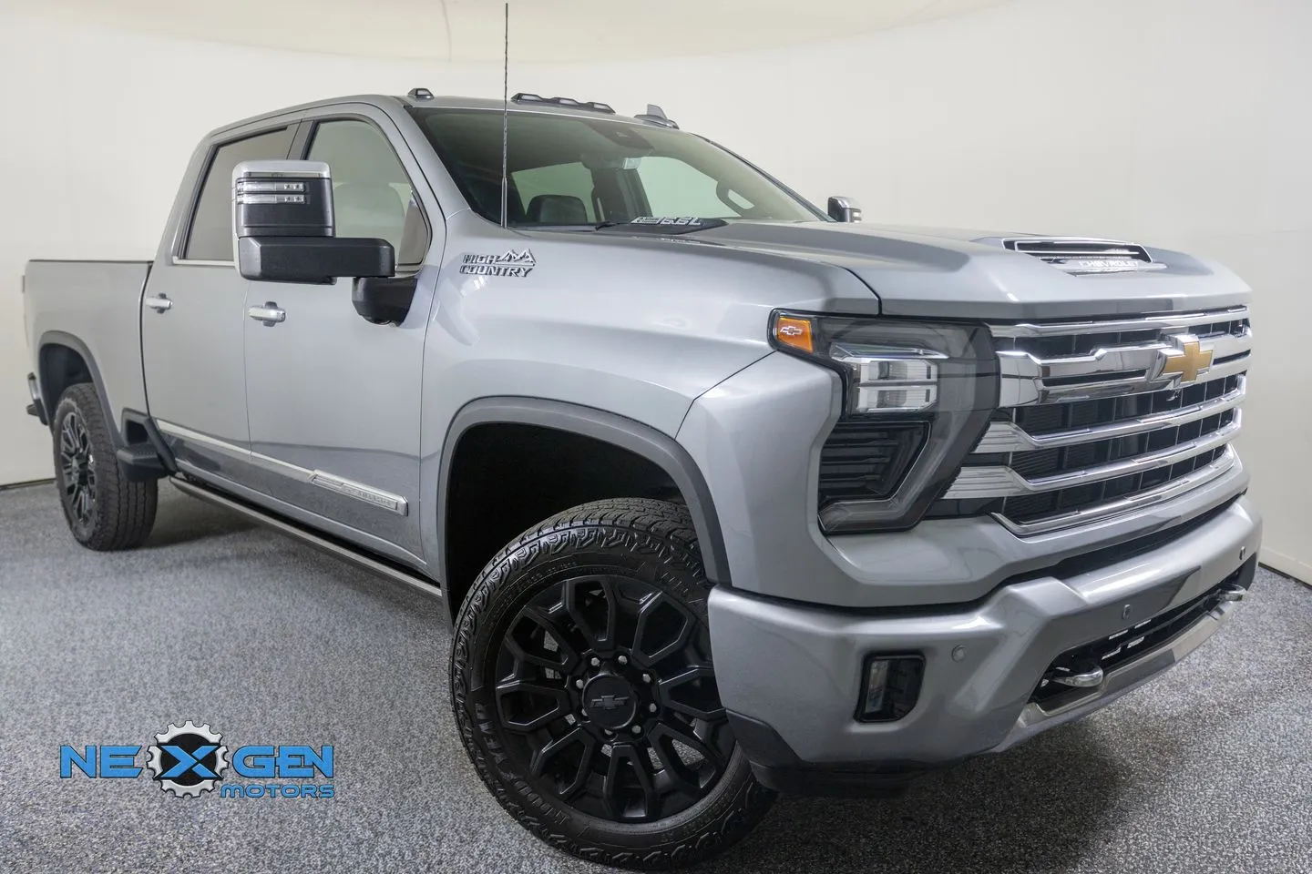 Gray 2024 Chevrolet Silverado 2500 HD High Country for sale in Lindon, UT