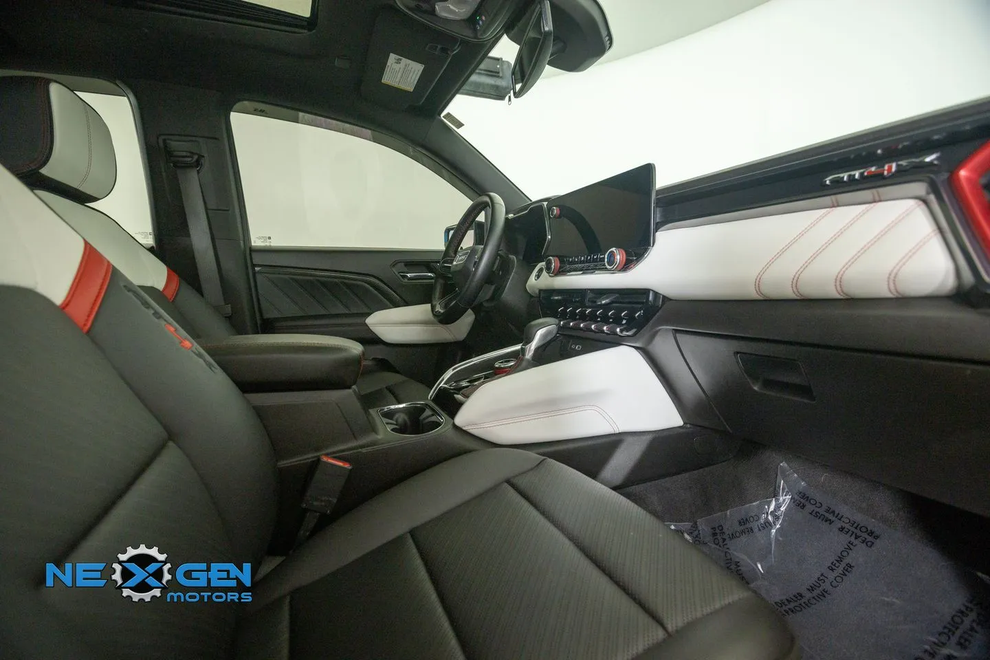 GMC Canyon photo 6