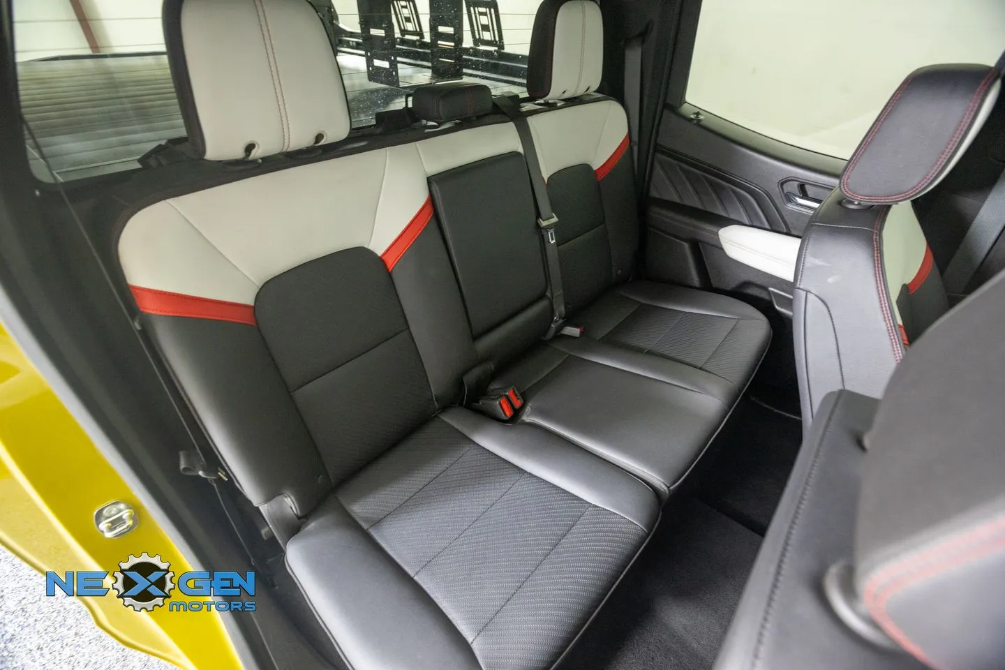 GMC Canyon photo 43