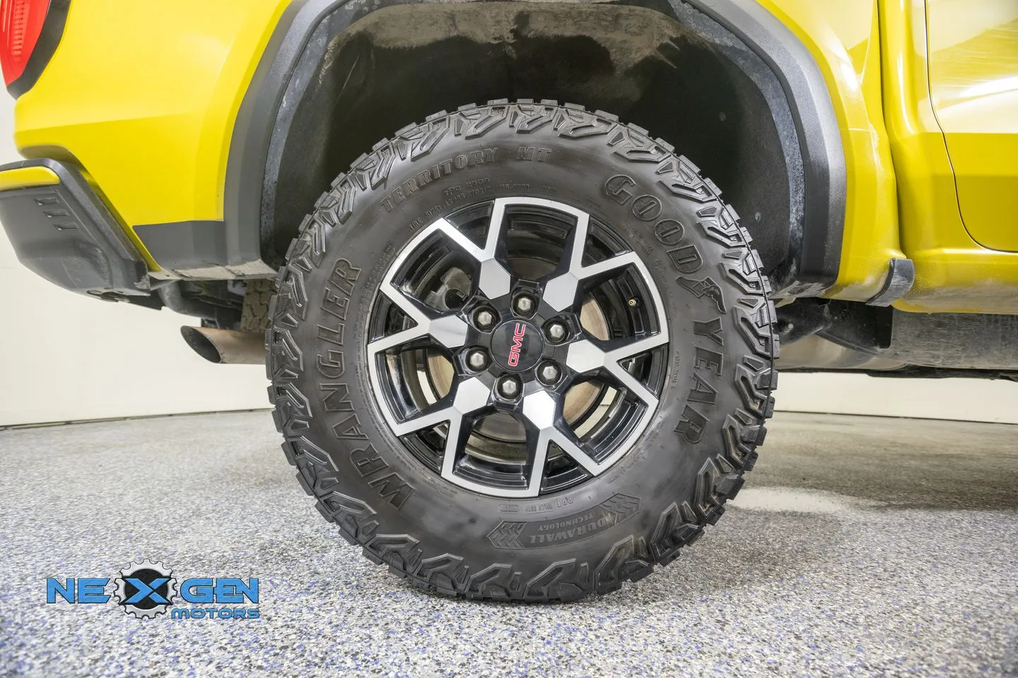 GMC Canyon photo 45