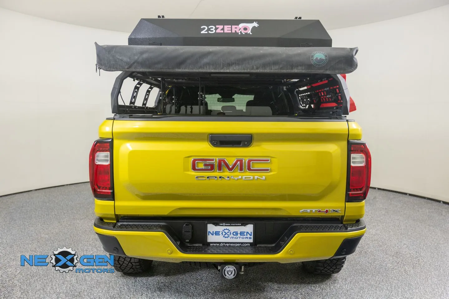 GMC Canyon photo 35