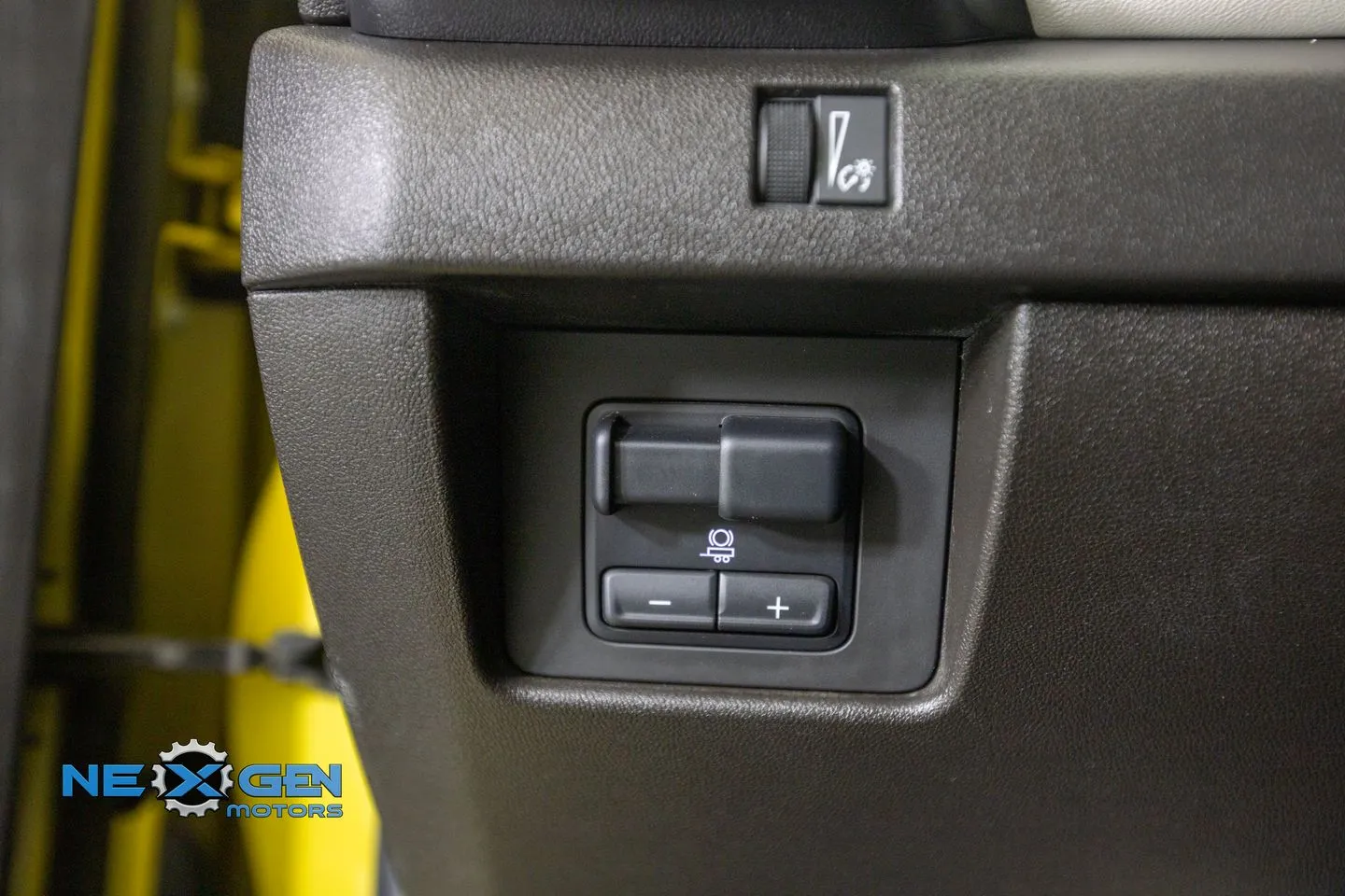 GMC Canyon photo 15