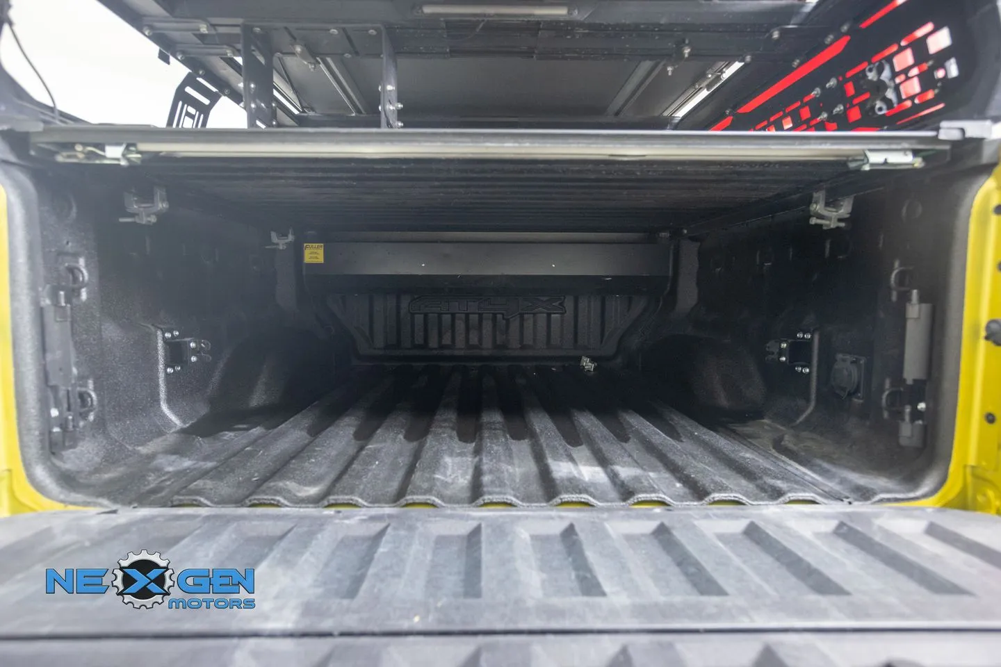 GMC Canyon photo 36