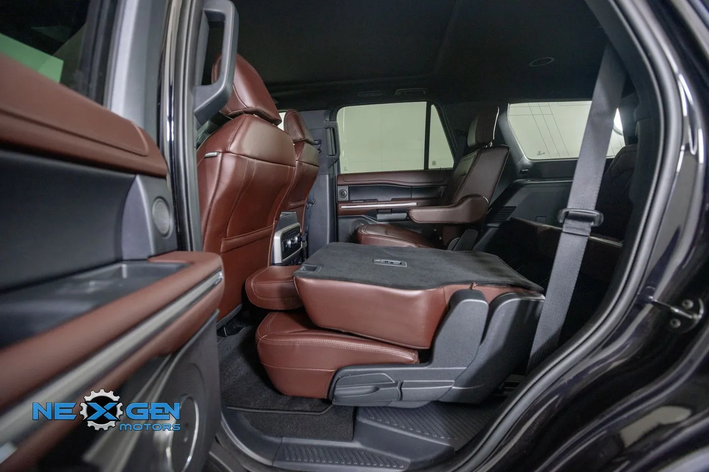 Ford Expedition photo 28