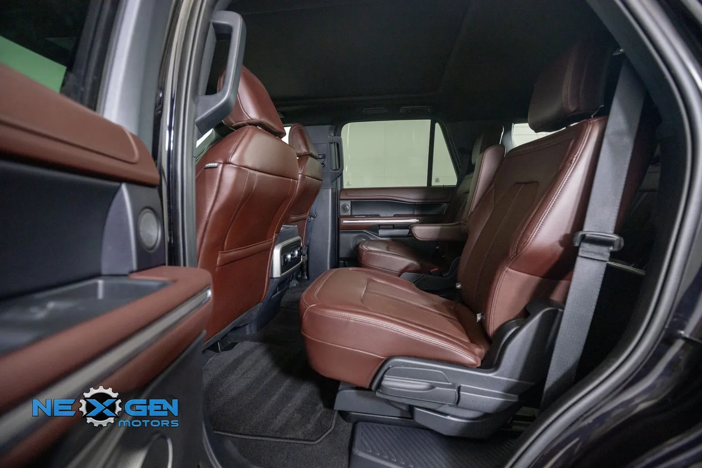 Ford Expedition photo 27