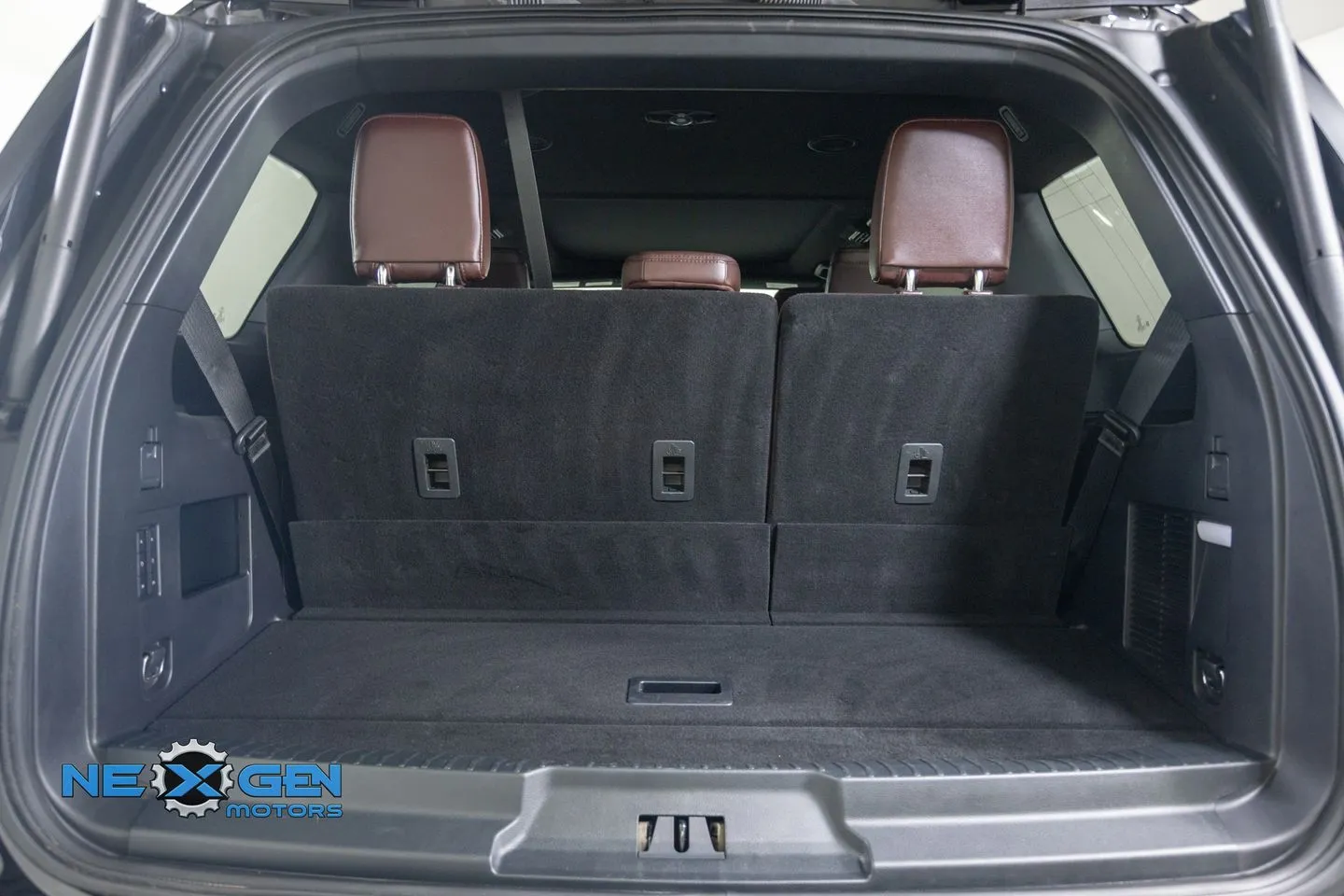 Ford Expedition photo 34