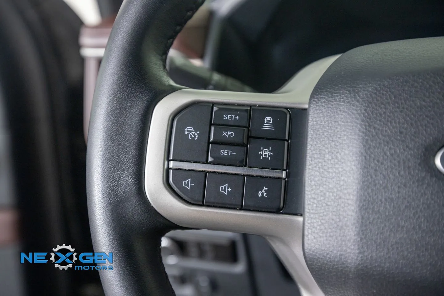 Ford Expedition photo 15