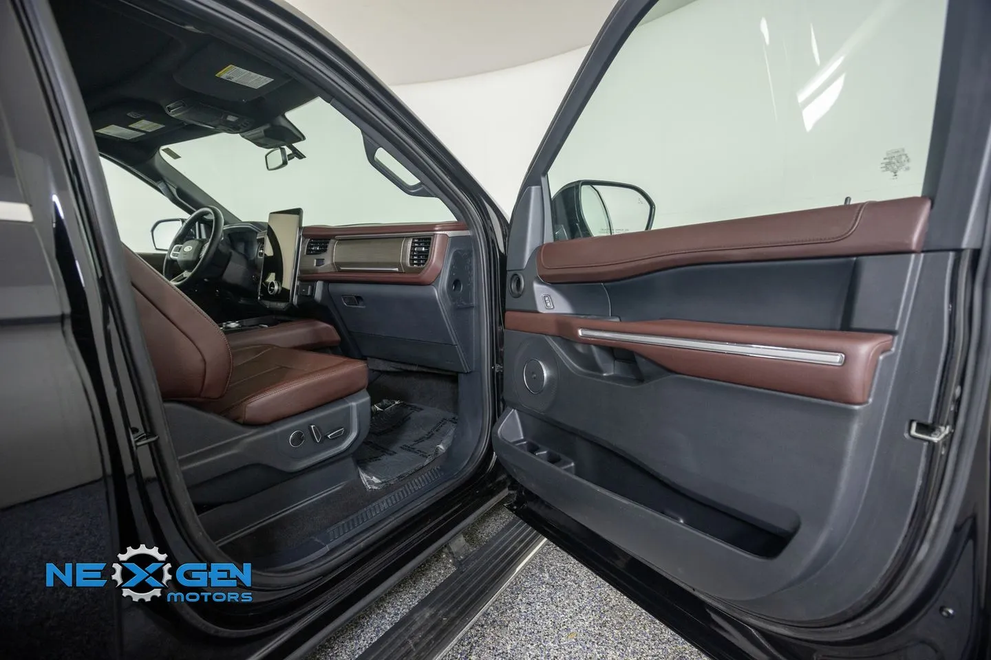 Ford Expedition photo 40