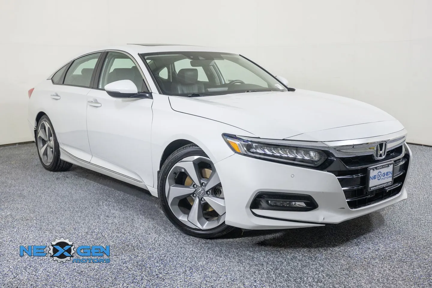 White 2018 Honda Accord Touring for sale in Lindon, UT