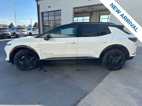 More photos of 2024 Chevrolet Equinox EV RS at NeXgen Motors, UT