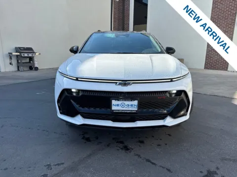 Photos of 2024 Chevrolet Equinox EV RS for sale in Lindon, UT at NeXgen Motors