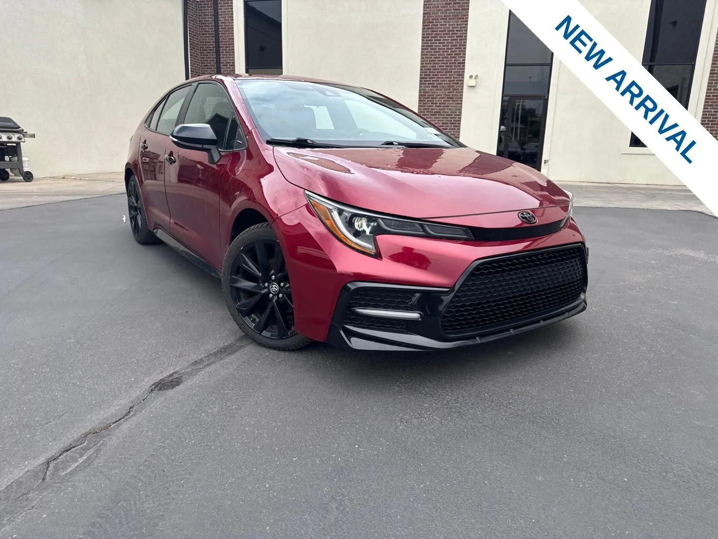 White 2022 Toyota Corolla SE Nightshade for sale in Lindon, UT