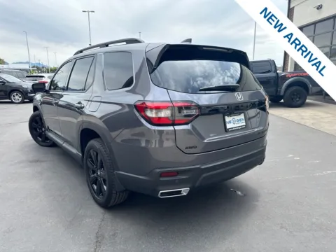 More photos of 2025 Honda Pilot Black Edition at NeXgen Motors, UT