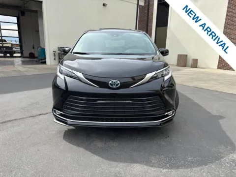Photos of 2025 Toyota Sienna Limited for sale in Lindon, UT at NeXgen Motors