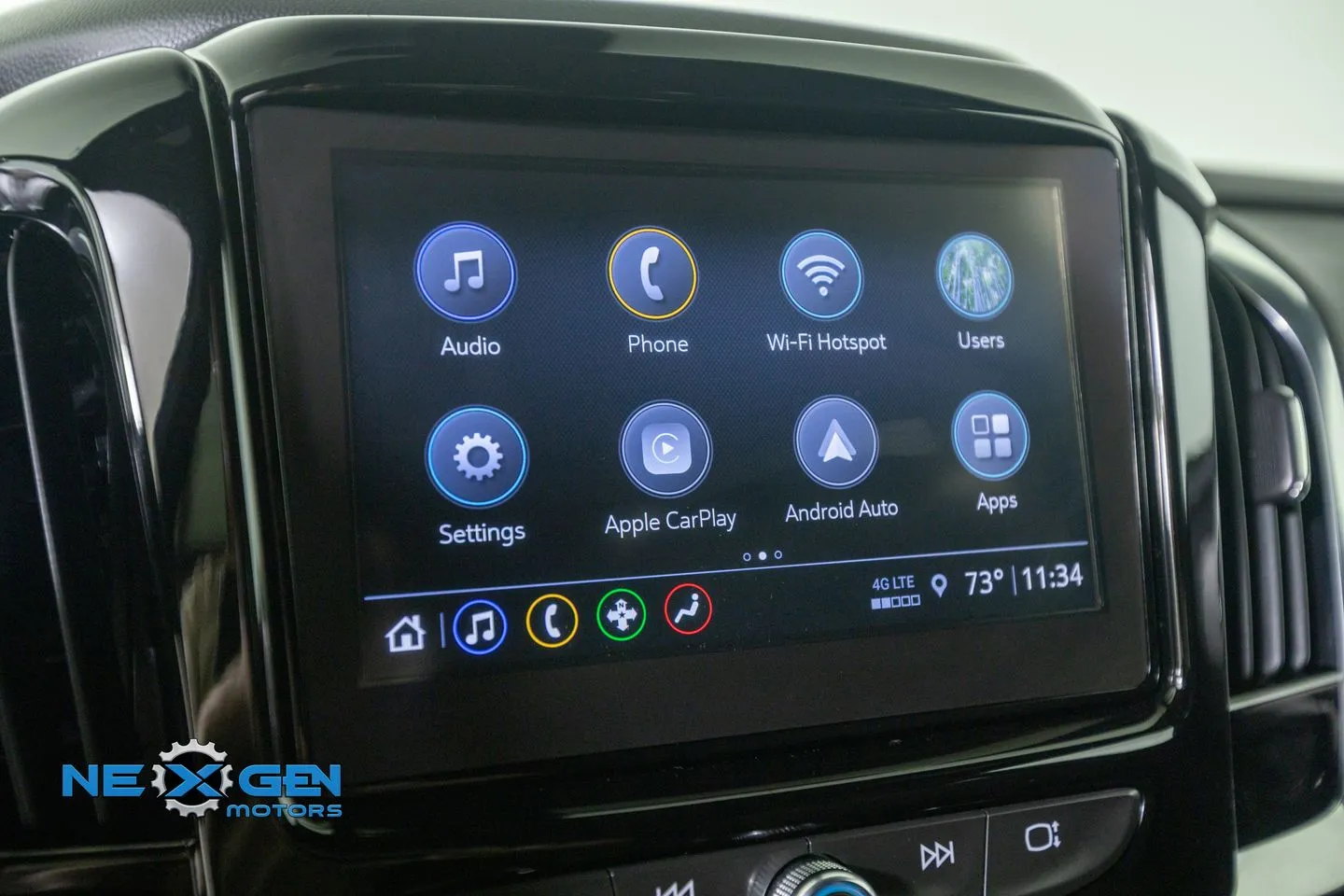 Chevrolet Traverse photo 19