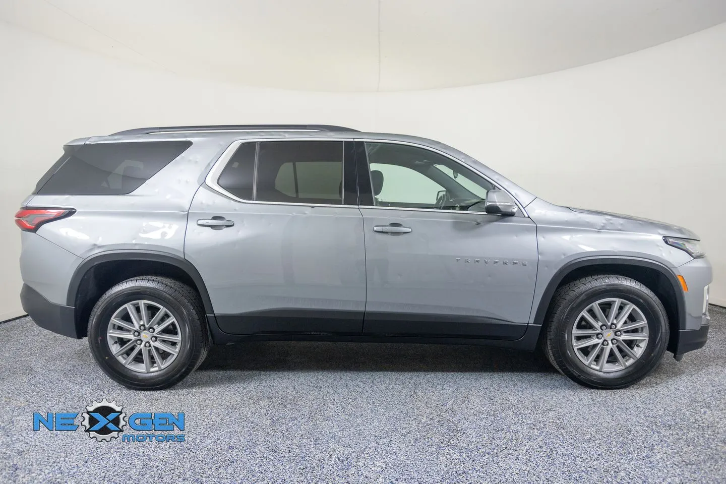 Chevrolet Traverse photo 9