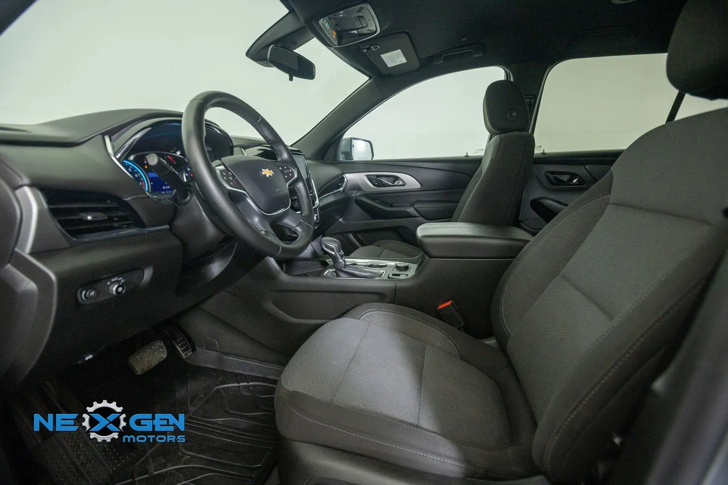 Chevrolet Traverse photo 11
