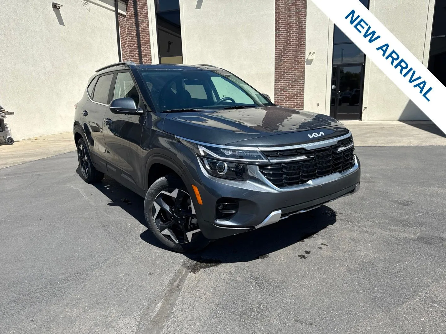 Gray 2024 Kia Seltos EX for sale in Lindon, UT