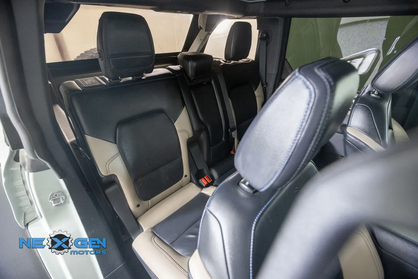 Ford Bronco photo 47