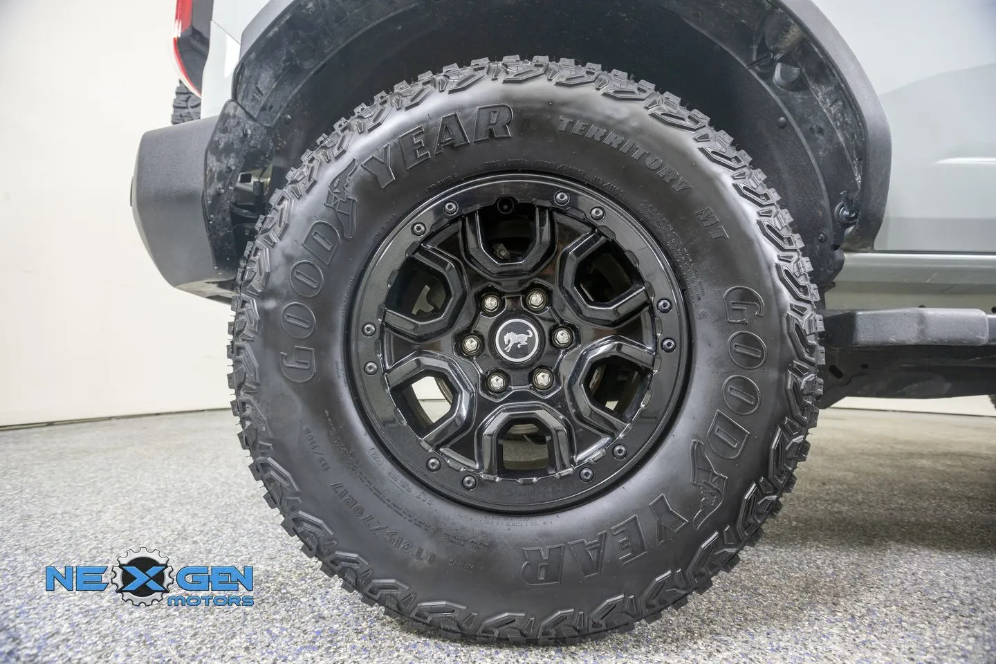 Ford Bronco photo 49