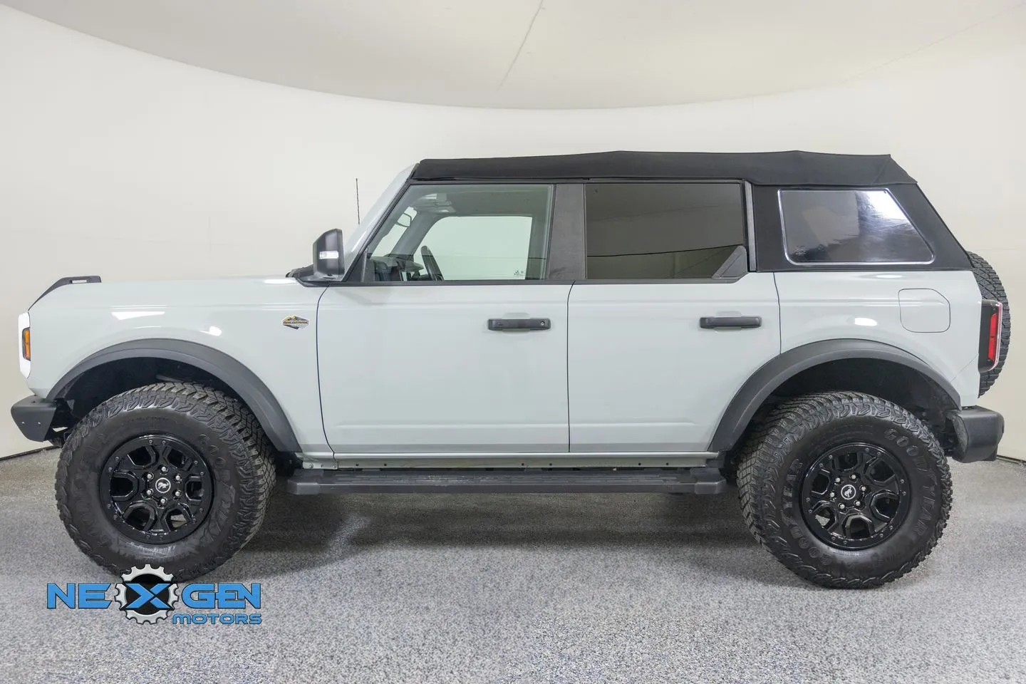 Ford Bronco photo 31