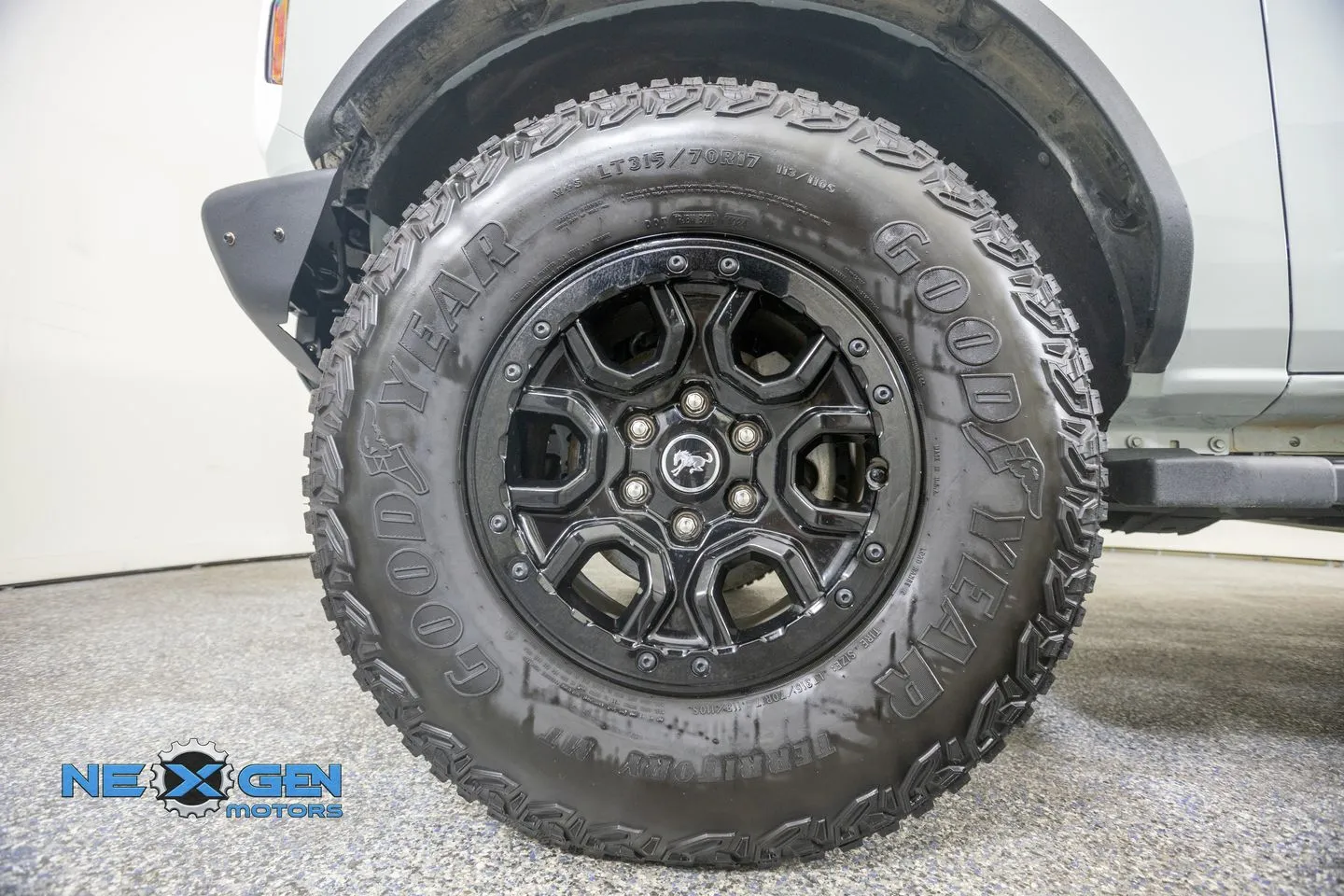 Ford Bronco photo 51